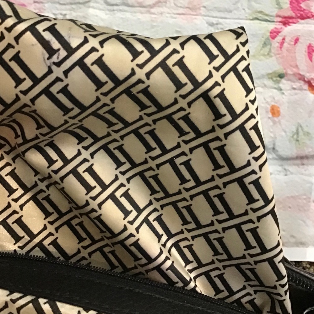 SOLD.  Satchel Hand Bag Black Leather - Picture 7 of 8